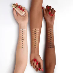 Christian Louboutin Teint Fétiche Le Fluide